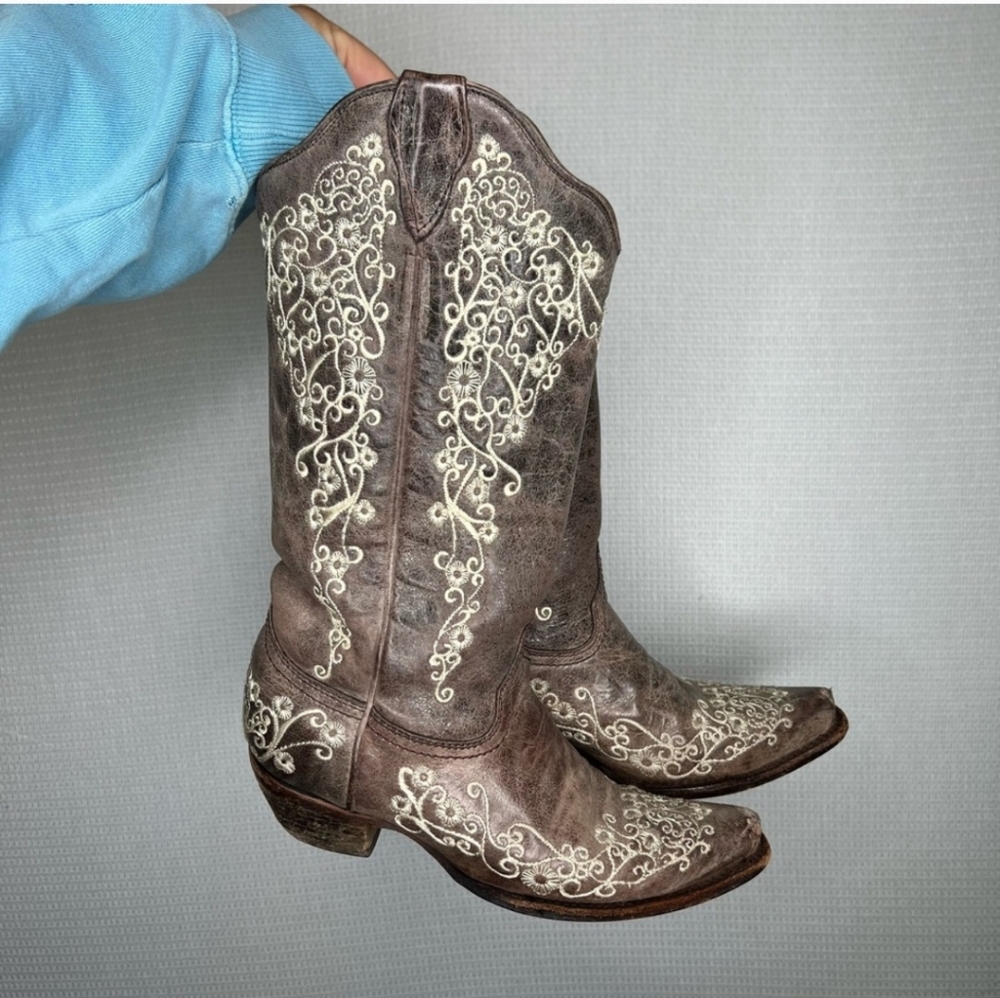 Corral Brown and Cream Heeled Embroidered Boots